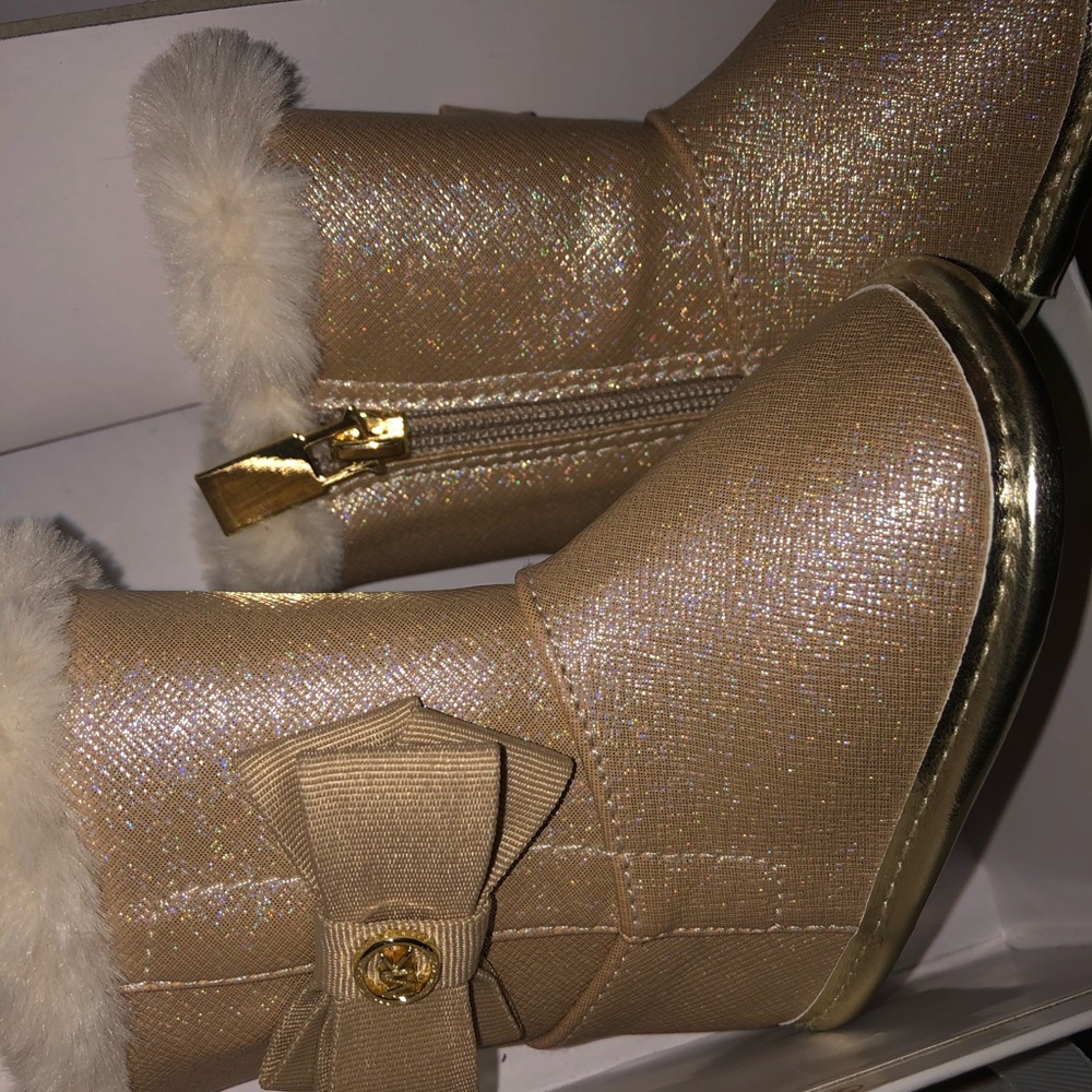 Baby girl Michael kors boots